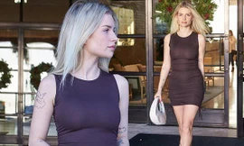 Em gái huyền thoại mẫu Kate Moss mặc ôm sát khoe 3 vòng 'nảy lửa'