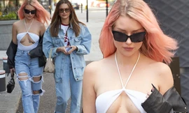 Em gái huyền thoại mẫu Kate Moss mặc hở hang quá đà ra phố