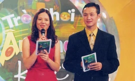 Loạt ảnh thời trẻ gây 'bão' của MC Lại Văn Sâm, Diễm Quỳnh, Tạ Bích Loan