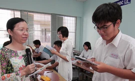 Đừng để học sinh quay lưng với môn sử