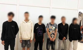 Chàng trai 16 tuổi gọi hội mang hung khí tìm chém tình địch 