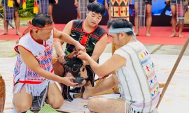 Lễ hội đón hạt ngọc từ rừng Yàng 