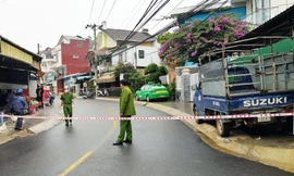 Phong tỏa một đoạn trên đường Nguyễn Trung Trực