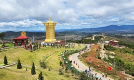 Lùng nhùng bán vé tham quan khu du lịch văn hóa tâm linh Samten Hills Dalat 