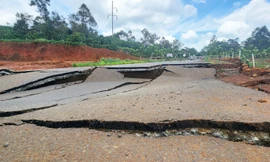 Kiến nghị hoàn thiện con đường 800 tỷ đang thi công bị 'cụt' vốn