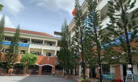 Trường Tiểu học Trưng Vương, nơi cô giáo L.T.B.L. đánh học sinh