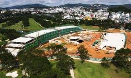 Vì sao Lâm Đồng đưa gần 30 ha sân golf Đồi Cù Đà Lạt ra khỏi rừng phòng hộ?