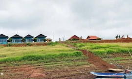 Giải tỏa khu du lịch ‘chui’ Hạ Long Tây Nguyên của giang hồ ‘Hoàn Xuyến’ 