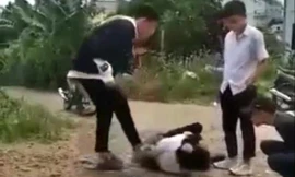 Hai học sinh lớp 7 bị đánh nhiều lần, phải nhập viện cấp cứu