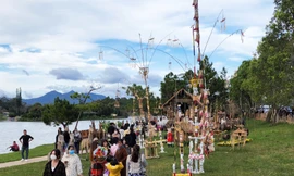 Những cây nêu linh vật của Tây Nguyên