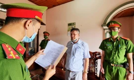 Tàng trữ lâm sản trái phép, một giám đốc ở Lâm Đồng bị khởi tố