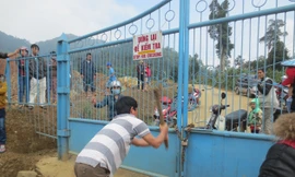 Nhà máy vàng lớn nhất Việt Nam nợ dân từng bó rau, ổ bánh mỳ