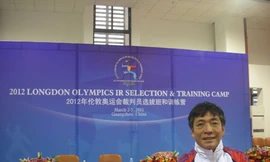 Ông Khương tại giải đấu tuyển chọn trọng tài cho Olympic 2012.