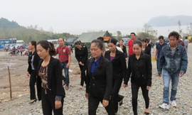 Mỗi ngày cả nghìn người đến viếng mộ Đại tướng Võ Nguyên Giáp