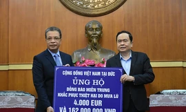 Kiều bào đóng góp hơn 40 tỷ đồng hỗ trợ đồng bào miền Trung