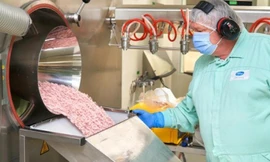 Chủ tịch TPHCM kiến nghị cho phép sản xuất, lưu hành rộng rãi thuốc kháng virus