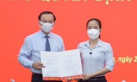 Thành uỷ TPHCM triển khai quyết định của Ban Bí thư về công tác cán bộ