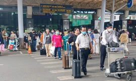 Đón gần 150.000 khách, Tân Sơn Nhất 'phá vỡ' kỷ lục Tết
