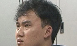 Tên cướp bắt nữ sinh nhìn ‘của quý’ khai gì?