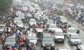 Đường Trần Khát Chân (Hà Nội) buổi sáng thường bị ùn tắc Ảnh: Hồng Vĩnh