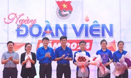 Những món quà ý nghĩa đến với thanh niên công nhân trong Ngày hội Đoàn viên