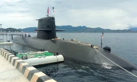 Việt Nam lần đầu tiên đón tàu ngầm Nhật Bản 