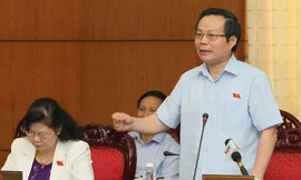 Tiếp cận vốn mua máy bay dễ, nhưng lo bị xiết nợ