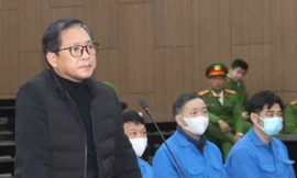 Bị cáo Nguyễn Cao Trí: 'Để hoàn thành nhiệm vụ thì phải có chuyện đưa quà, biếu xén'