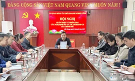 6 cán bộ Đảng ủy Khối Doanh nghiệp tỉnh Bắc Giang xin nghỉ hưu trước tuổi. Ảnh: Nguyễn Thắng