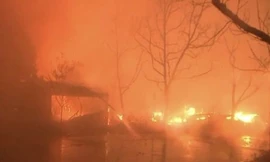 Cháy rừng như 'ngày tận thế' ở địa danh nổi tiếng của Mỹ