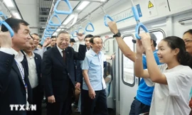 Tổng Bí thư Tô Lâm trải nghiệm tàu metro số 1 TPHCM