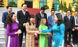 Phó Chủ tịch nước gặp gỡ tài năng trẻ nhận Giải thưởng 'Khuê Văn Các': Thắp sáng ‘sức mạnh mềm’ cho tương lai đất nước