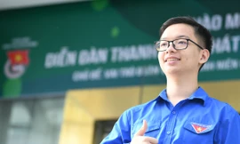 Khởi nghiệp từ sáng kiến độc đáo: Chàng trai trẻ với ước mơ mang trí tuệ ra thị trường