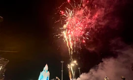 Nha Trang 'mở tiệc' pháo hoa miễn phí hàng tuần