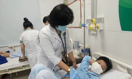 Bộ Y tế: Khẩn cấp tìm nguyên nhân vụ ngộ độc cơm gà ở Nha Trang