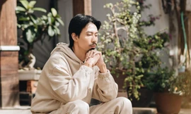 Ra MV vào dịp gần thi cuối kỳ, Đen Vâu lại được nhắc tên với những lời tiên tri đề thi Văn