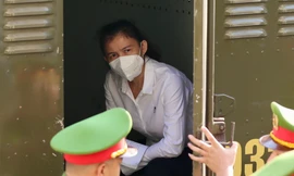 Xét xử hai luật sư Hàn Ni, Trần Văn Sỹ 