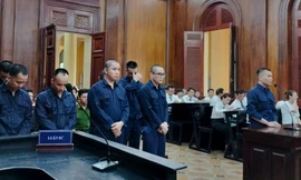 Tuyên án tử hình 6 bị cáo tổ chức mua bán ma túy