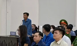 Xét xử vụ cháy Karaoke An Phú khiến 32 người tử vong: Người thi công quán khai gì?