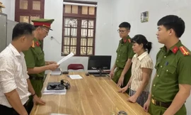 Cơ quan Công an thi hành hoạt động tố tụng với bà Truyền.