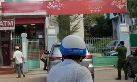 Truy bắt hai đối tượng dùng súng cướp ngân hàng ở Quảng Nam