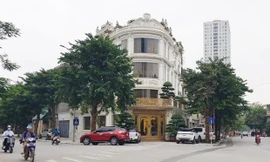 Hà Nội 'lệnh' các quận báo cáo việc nở rộ công trình 'cung điện, lâu đài' hợp thửa