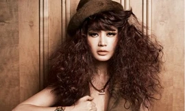 Kim Hye Soo đầy quyến rũ ở tuổi 41