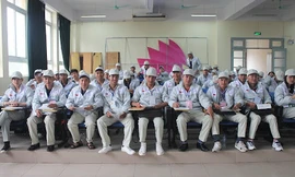 Lao động Việt Nam đi làm việc theo chương trình EPS