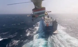 Đề nghị tạm dừng tàu có thuyền viên Việt Nam đi qua Biển Đỏ