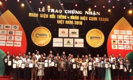 Vietnam Airlines lọt Top 10 nhãn hiệu nổi tiếng nhất Việt Nam