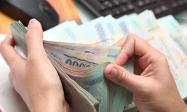 Thầy giáo lừa hàng trăm triệu chạy việc: Vội vã trả tiền nạn nhân