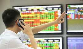 Một cổ phiếu ngân hàng tăng trần với thanh khoản kỷ lục