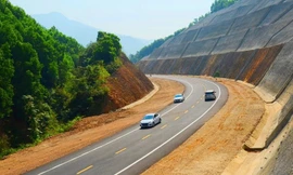 Đề xuất hơn 55.000 tỷ đồng 'lên đời' 5 tuyến cao tốc