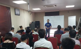 Một buổi đào tạo của CLB Hành trình triệu đô